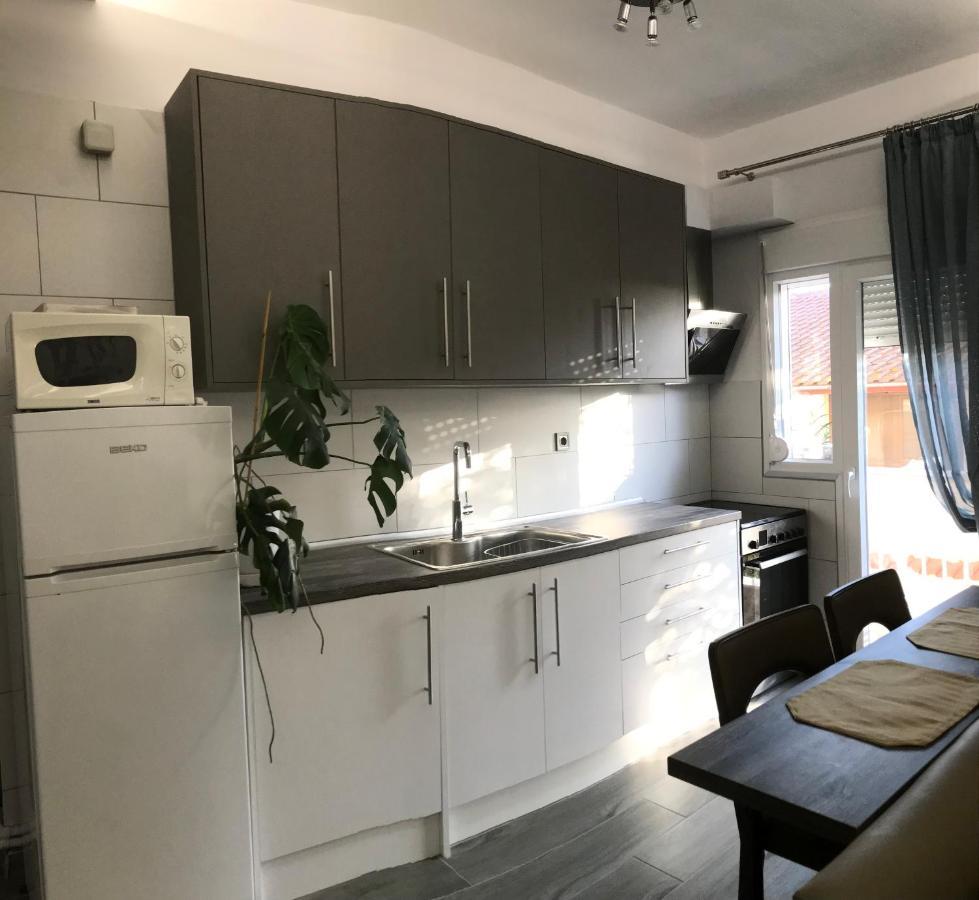 Cosy Studio 35M2 Sindos Ngoại thất bức ảnh